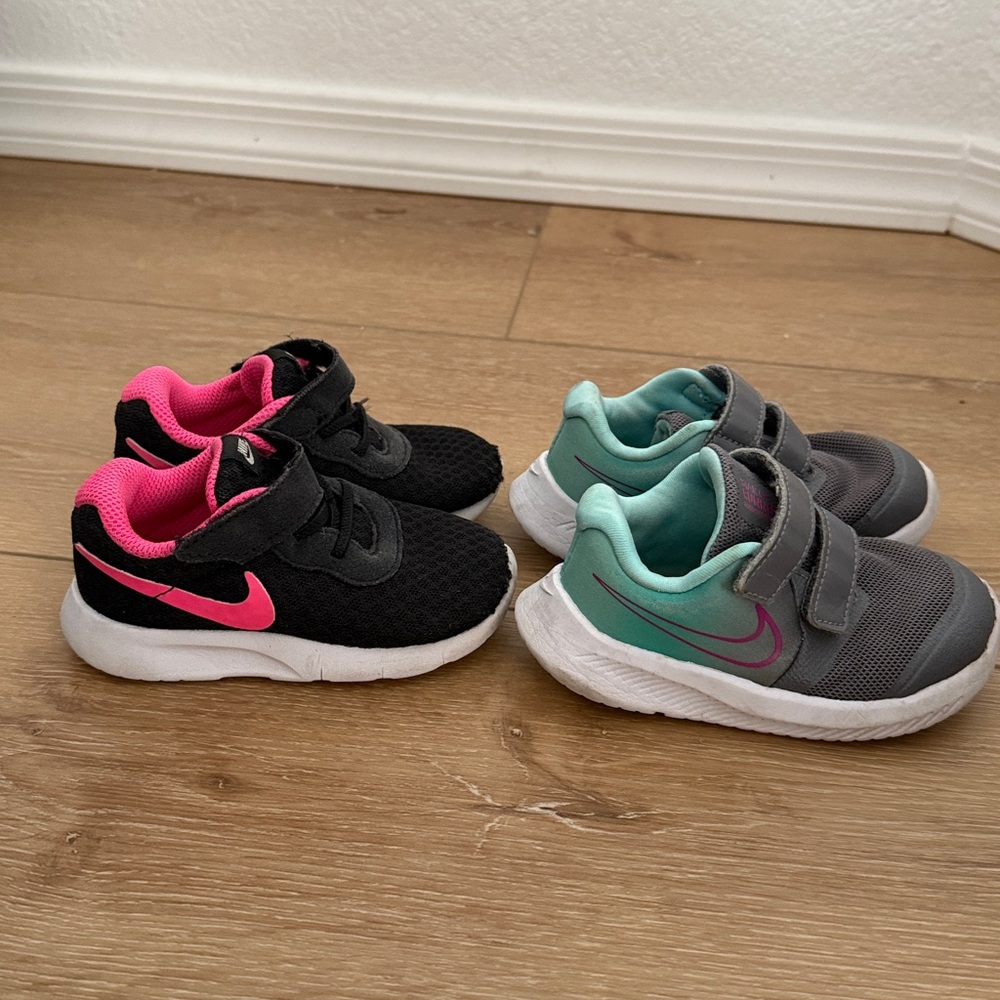 Nike toddler girl Shoes